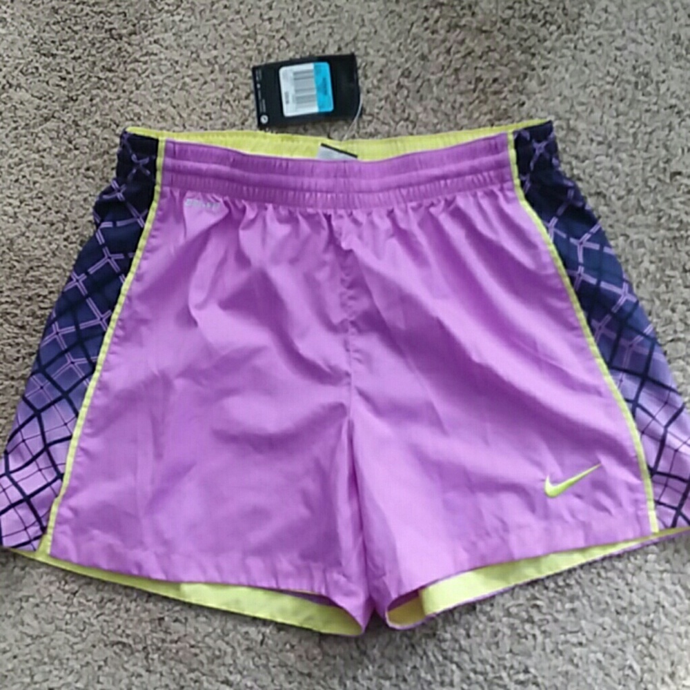 Nike Dri-Fit Medium Shorts Purple